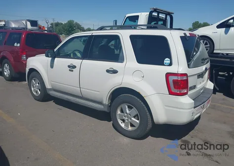 2012 Ford Escape Xlt z USA, uszkodzony, nr VIN 1FMCU0DG9CKA35875